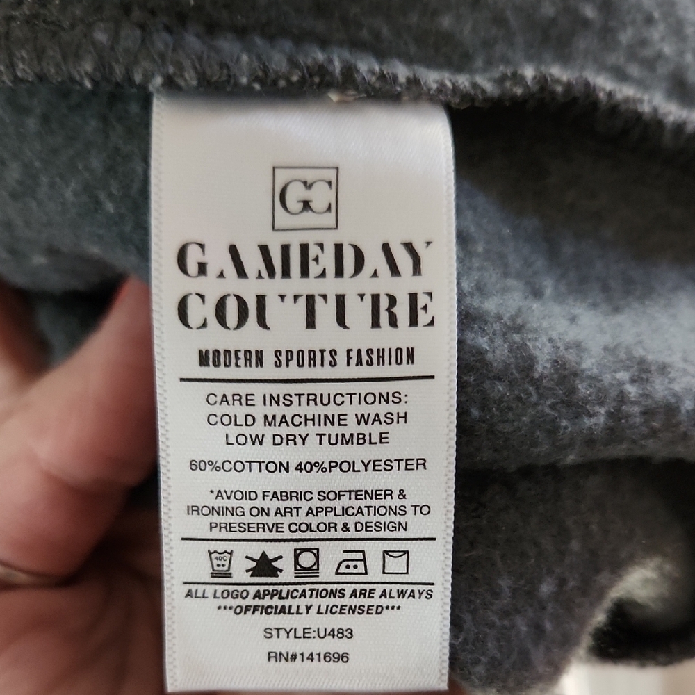 San Francisco 49ers Gameday Couture Oversized Sweater, size Large - Picture 3 of 5